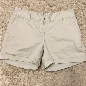 Women’s vineyard vines shorts